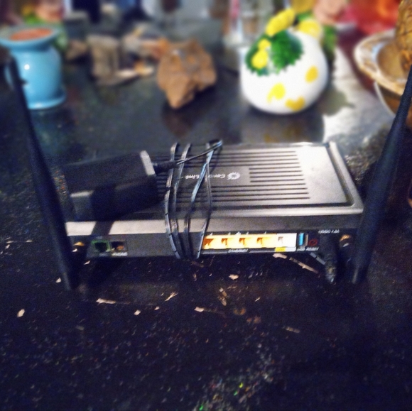 Centurylink Router with cord in good condition - Picture 2 of 2
